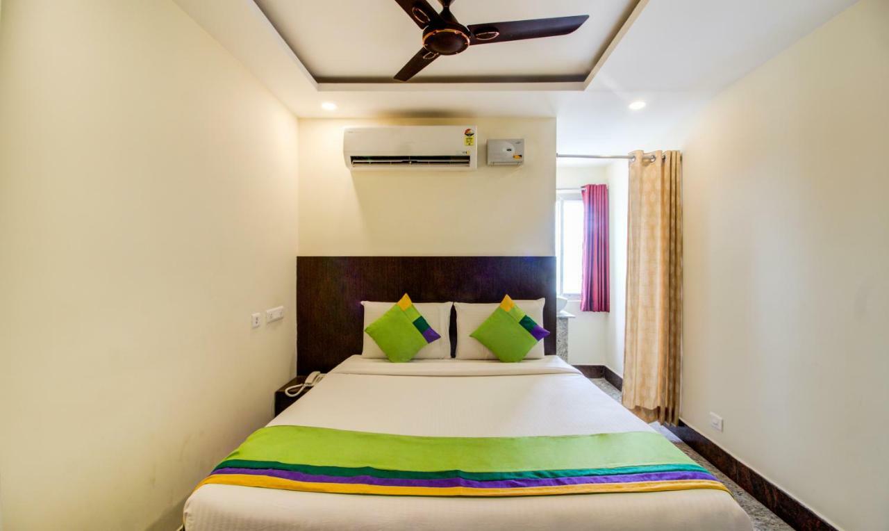 Treebo Sls Grand Hotel Тирупати Екстериор снимка