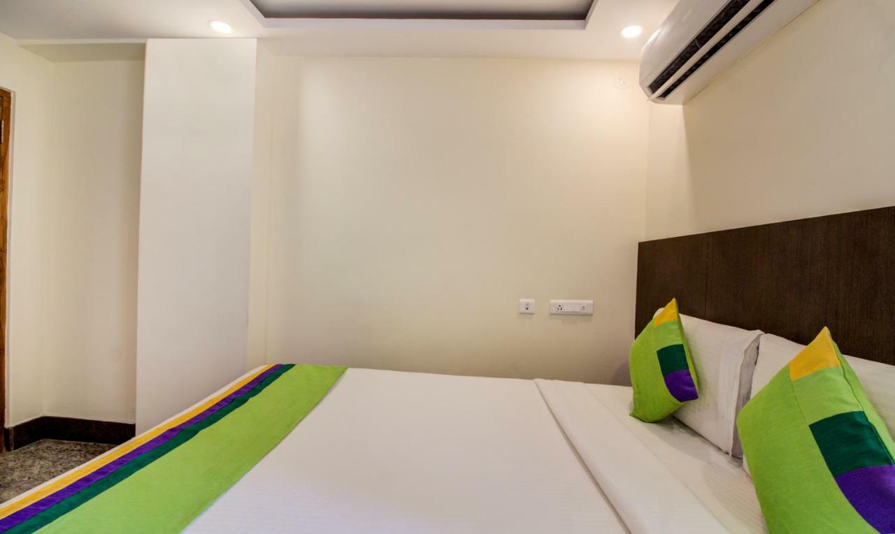 Treebo Sls Grand Hotel Тирупати Екстериор снимка
