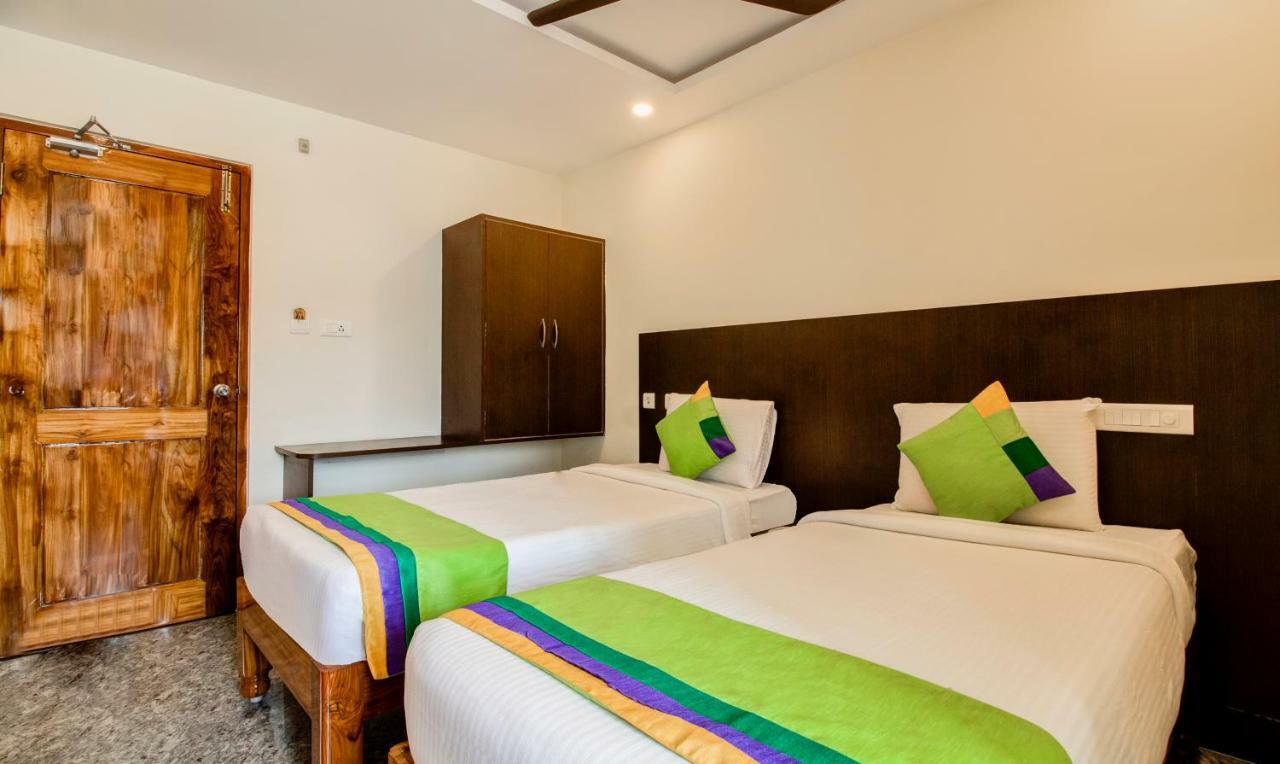 Treebo Sls Grand Hotel Тирупати Екстериор снимка
