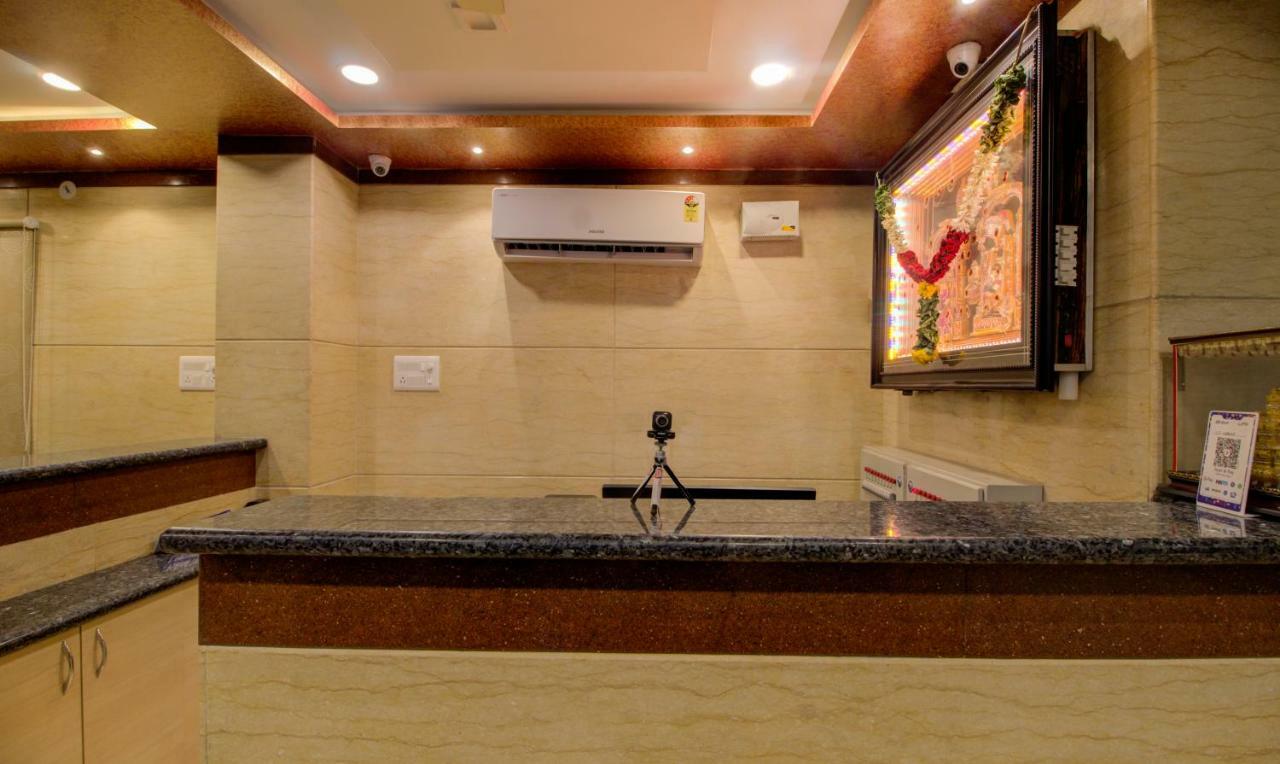 Treebo Sls Grand Hotel Тирупати Екстериор снимка